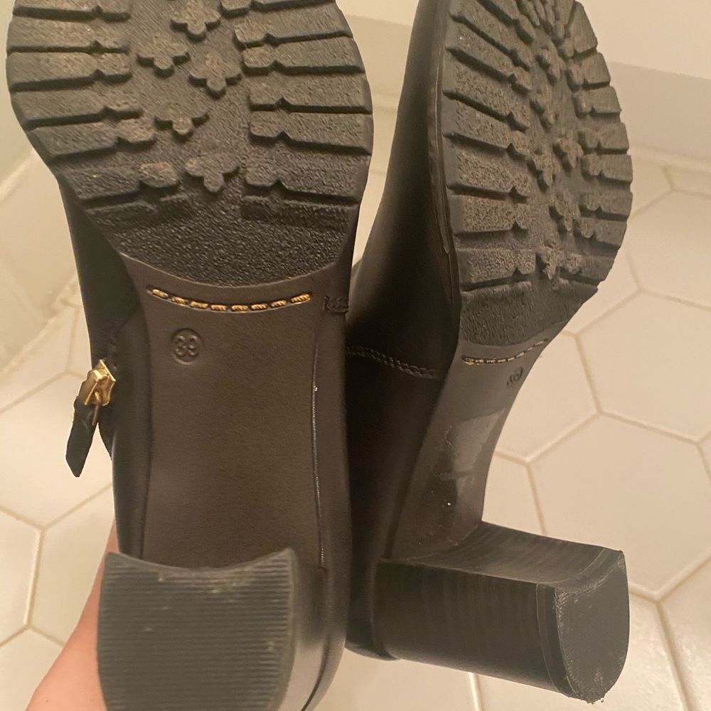 boots - Picture 3 of 4